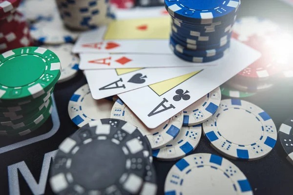 hotwin88 live casino table with multiple camera angles